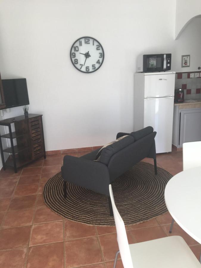 Gite 2 Pieces Au Calme Les Arcs-sur-Argens Dış mekan fotoğraf